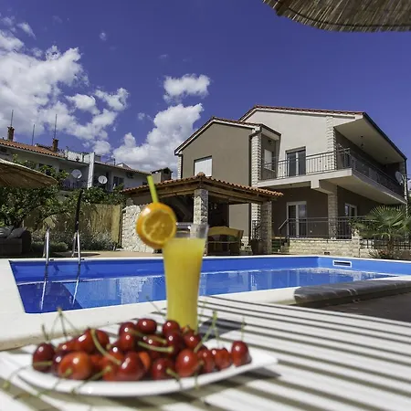 Villa Barbara * Kaštela